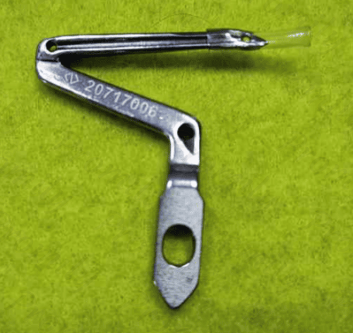 Петлитель левый 20717006 (277015) от магазина Promily в Краснодаре