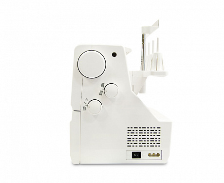 Janome Cover Pro 7000 CPS от магазина Promily в Краснодаре