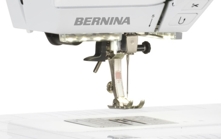 BERNINA 475 QE от магазина Promily в Краснодаре